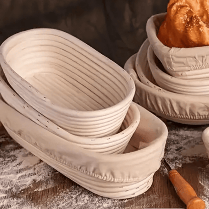 Oval Proofing Basket with Removable and Washable Liner – 24.5cm